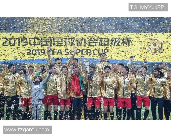 全球足球明星齐聚一堂为中国球迷送上新春祝福与美好祝愿